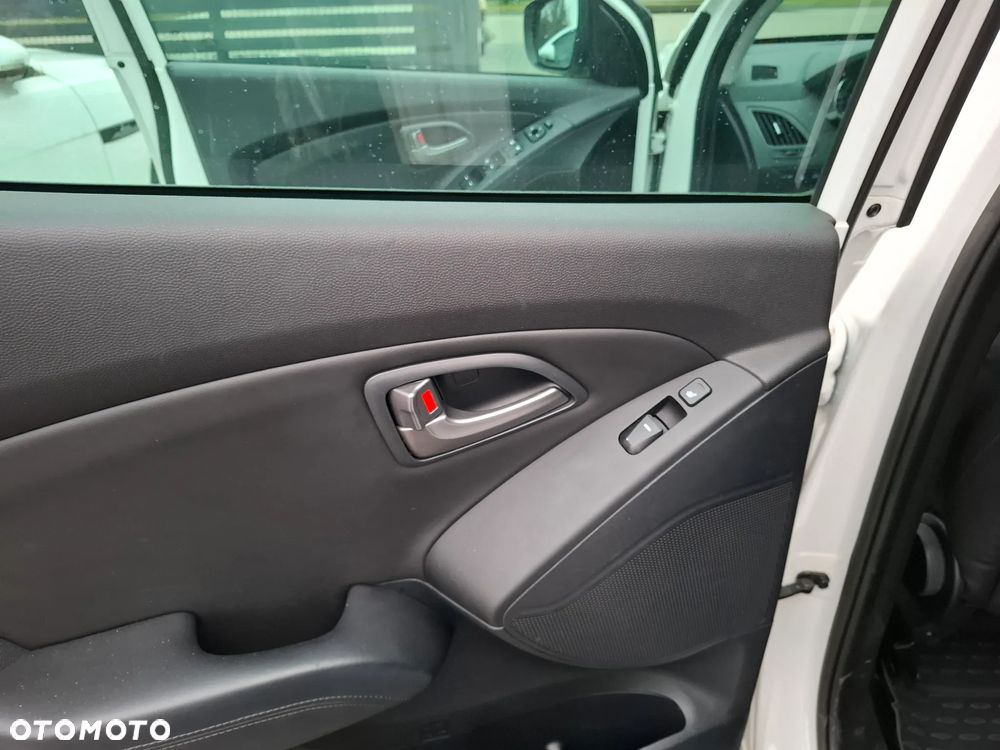 Hyundai ix35 2.0 2WD Automatik Trend - 8