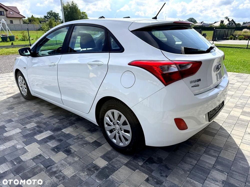 Hyundai i30 1.4 Family - 5