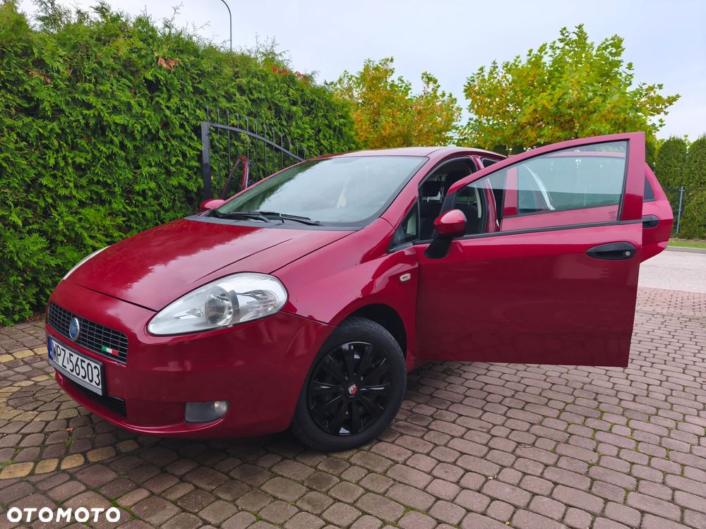 Fiat Grande Punto - 21