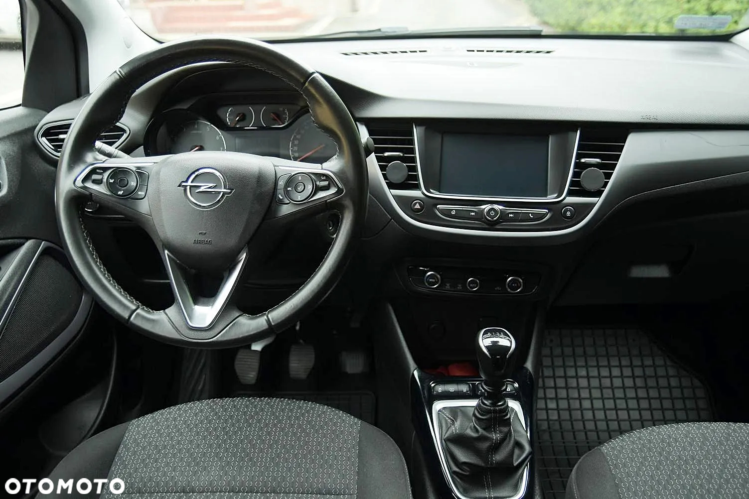 Opel Crossland X - 22