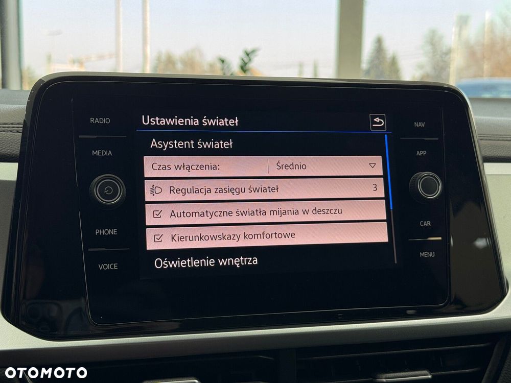 Volkswagen T-Roc 1.5 TSI Life DSG - 28