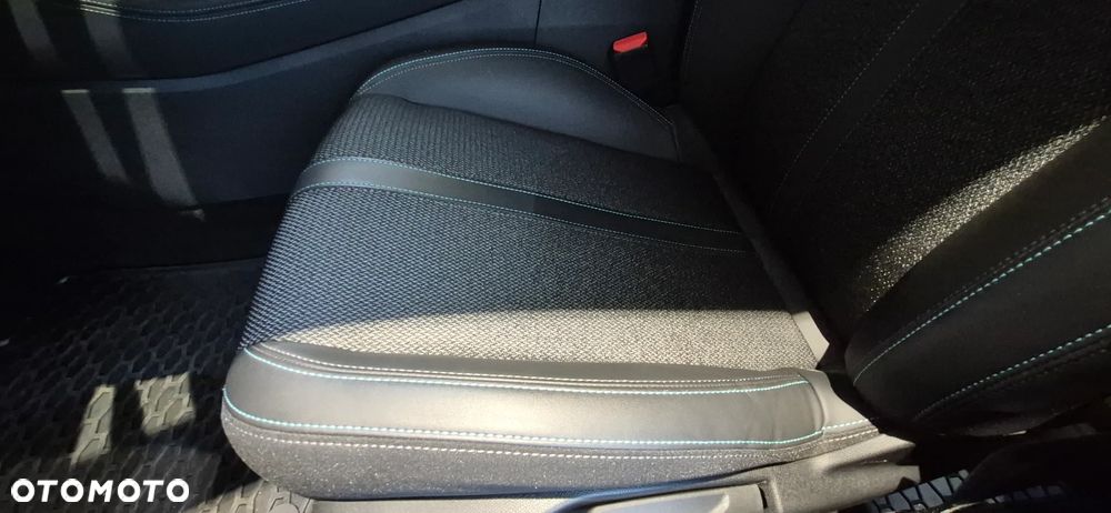 Peugeot 308 1.2 PureTech Allure Pack S&S EAT8 - 20