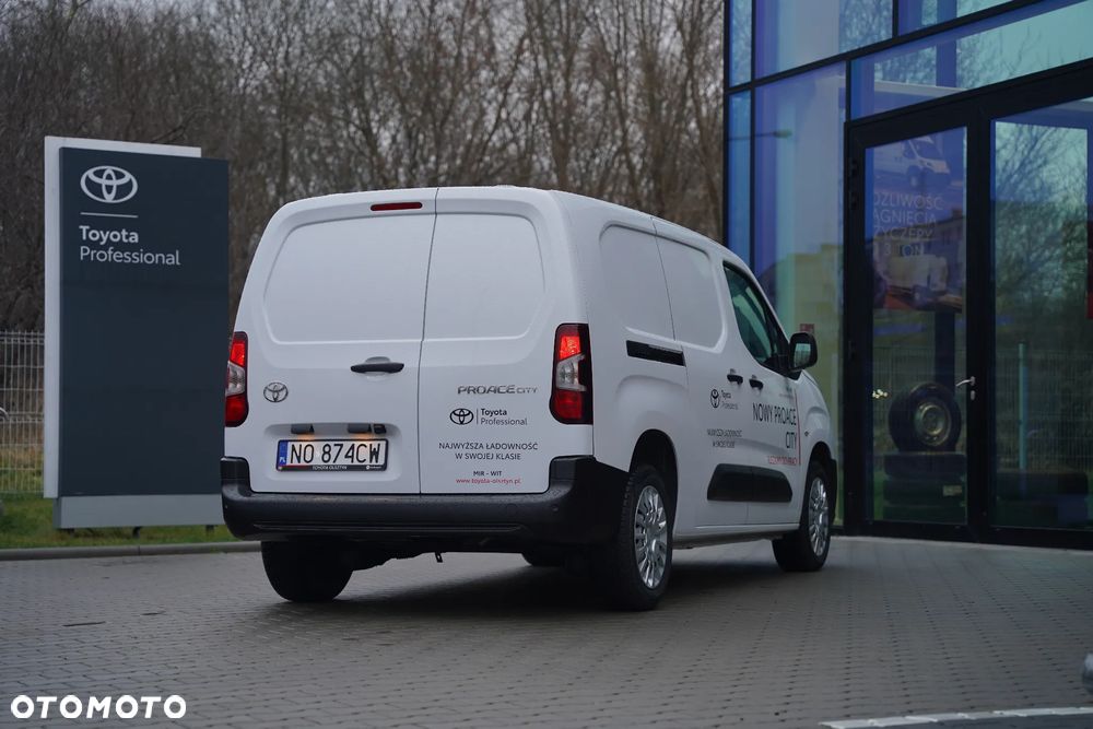 Toyota Proace City - 8