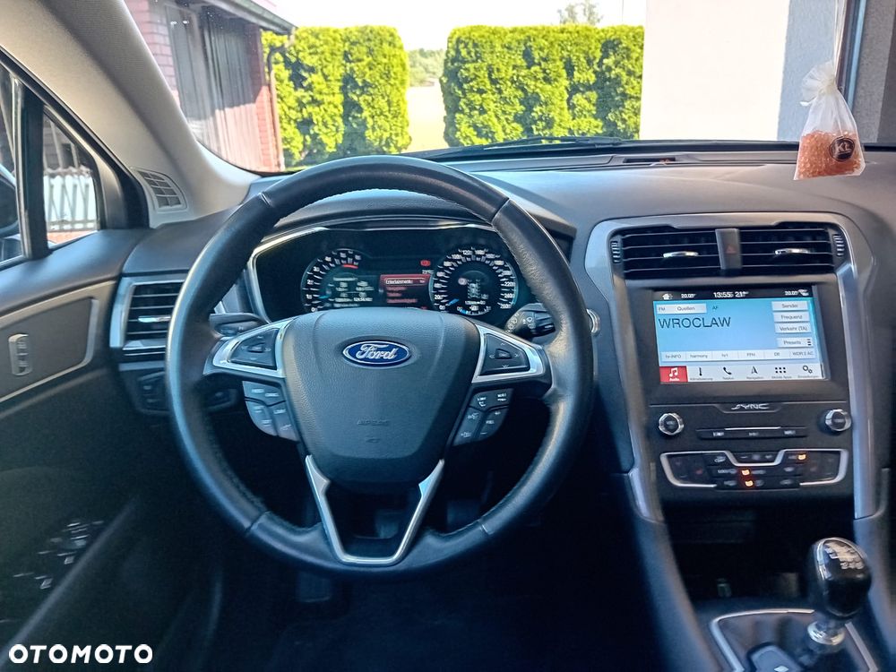 Ford Mondeo 2.0 TDCi Titanium - 27