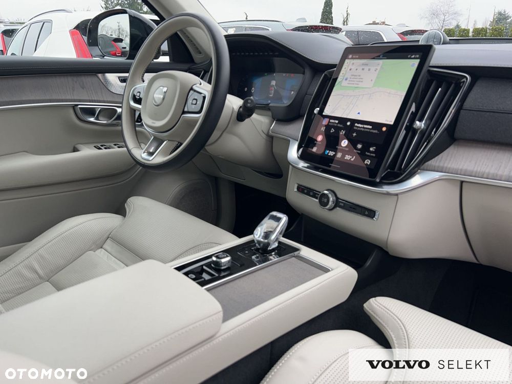 Volvo XC 90 - 25