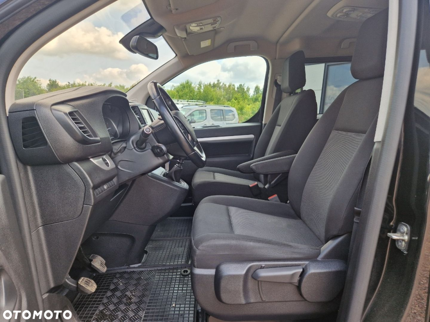 Opel Zafira - 9