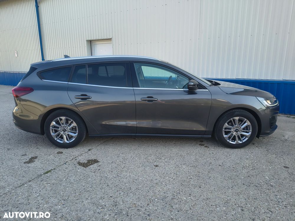 Ford Focus 1.5 EcoBlue Start-Stopp-System Aut. TITANIUM - 5