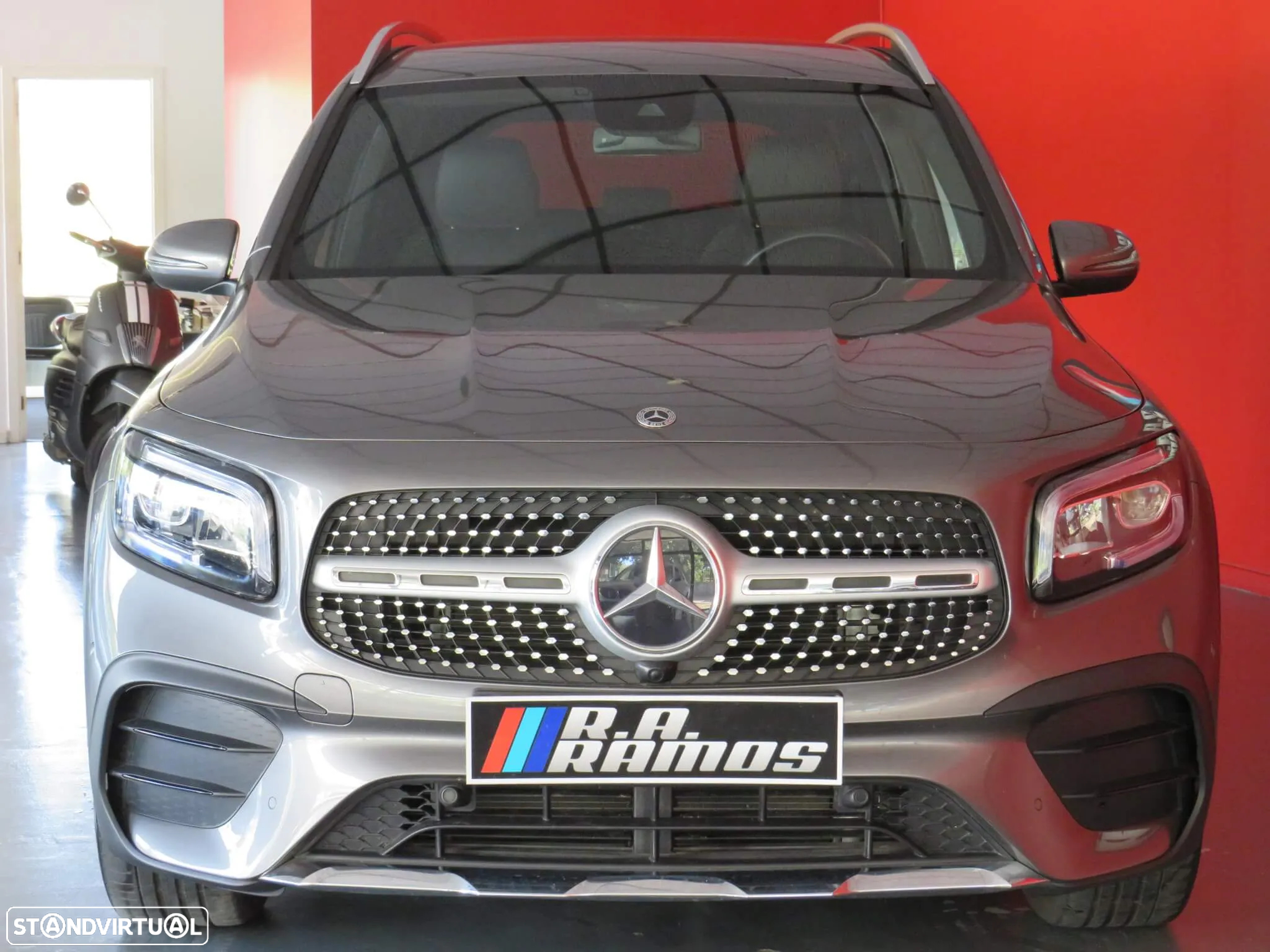 Mercedes-Benz GLB 200 d AMG Line - 3
