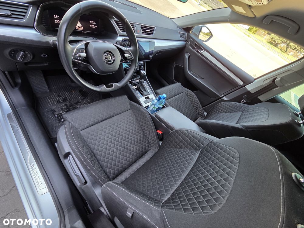 Skoda Superb 2.0 TDI SCR Ambition DSG - 18