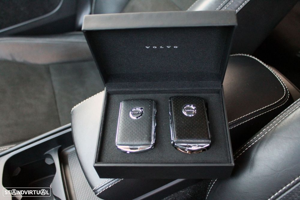 Volvo XC 40 1.5 T3 R-Design Tech Edition - 44