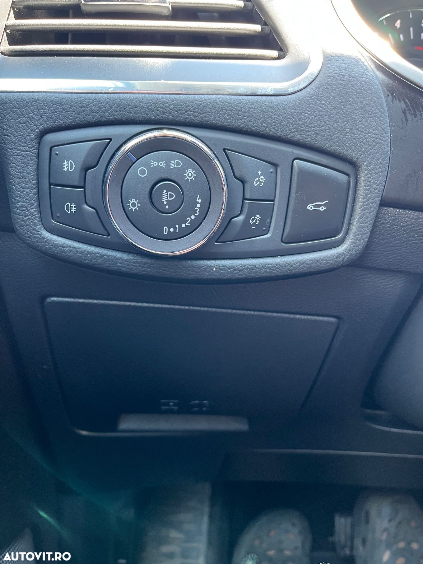 Ford S-Max 2.0 TDCi Powershift Titanium - 19