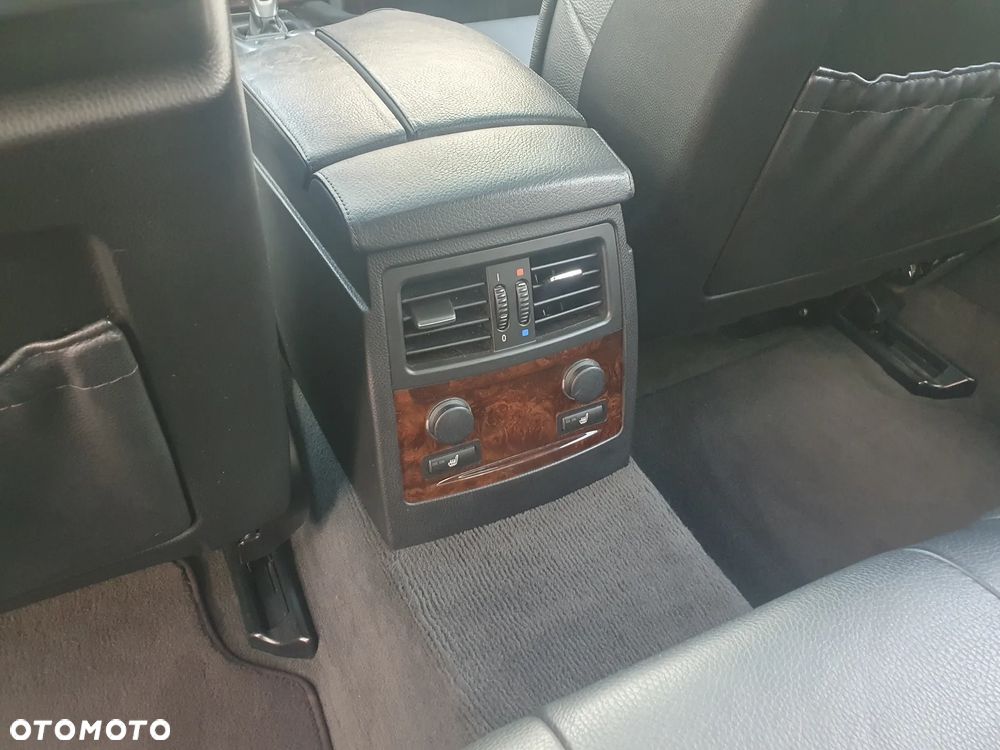 BMW Seria 5 - 35