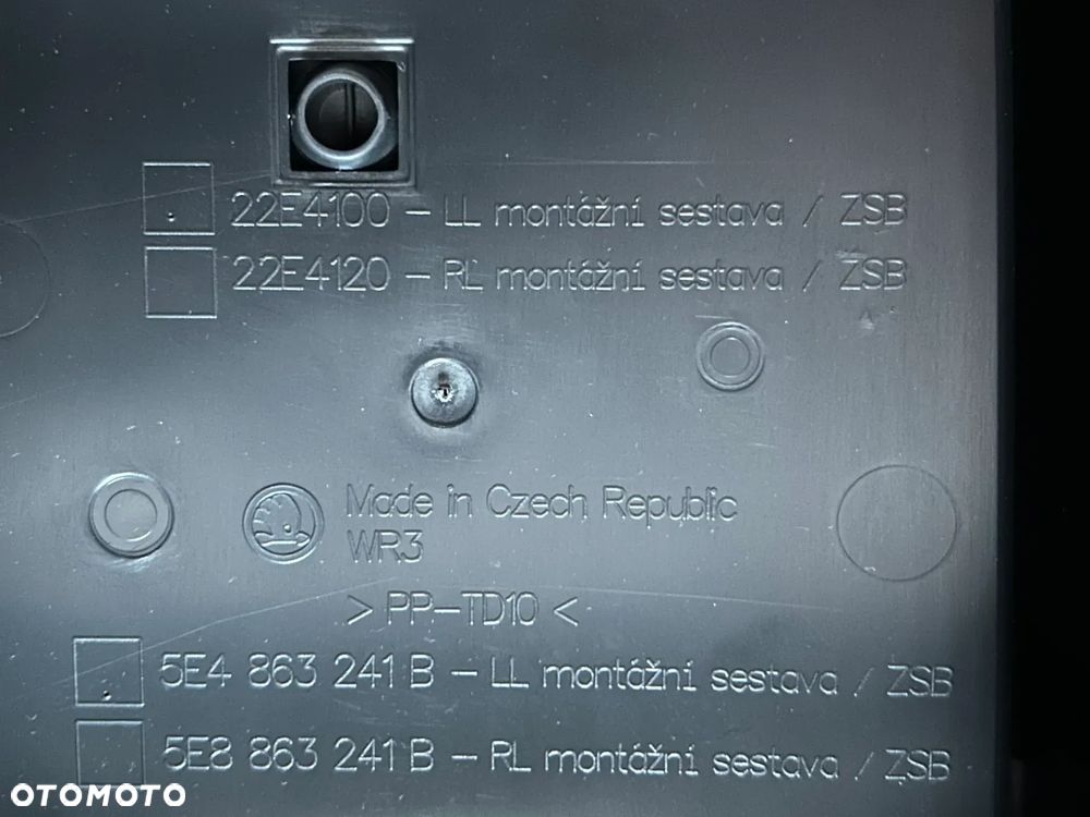 FOTELE KANAPA BOCZKI TUNEL SKODA OCTAVIA 4 IV SKÓRA KOMPLET - 32