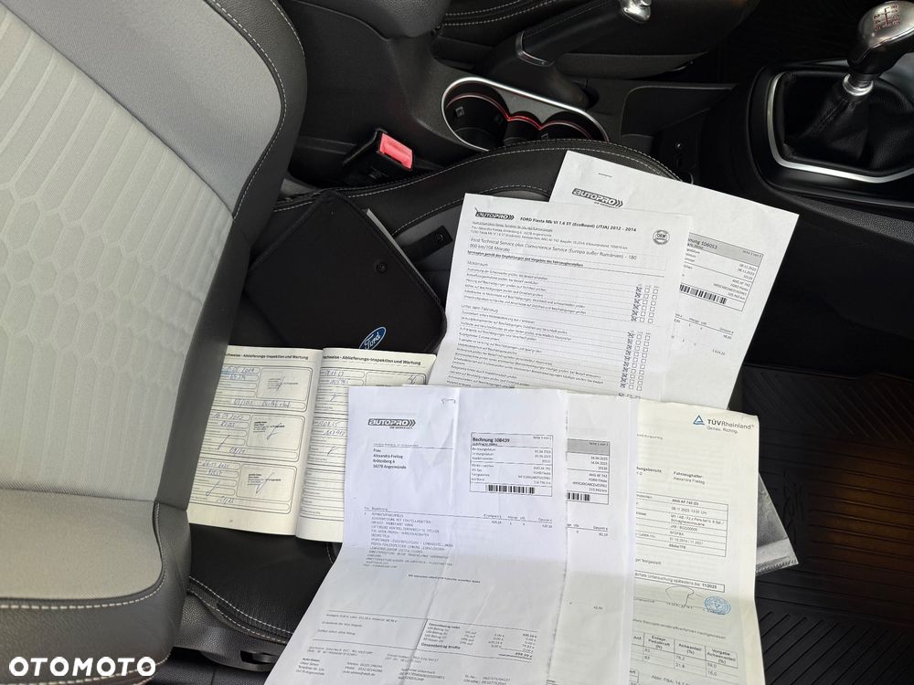 Ford Fiesta ST - 6