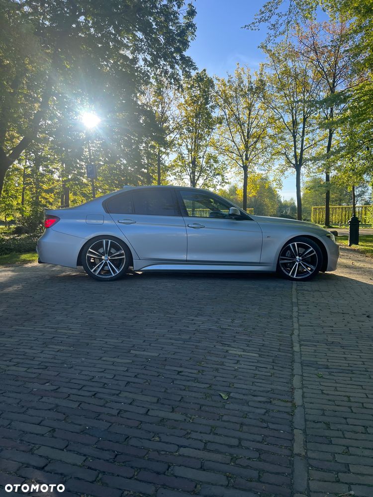 BMW Seria 3 340i M Sport - 7