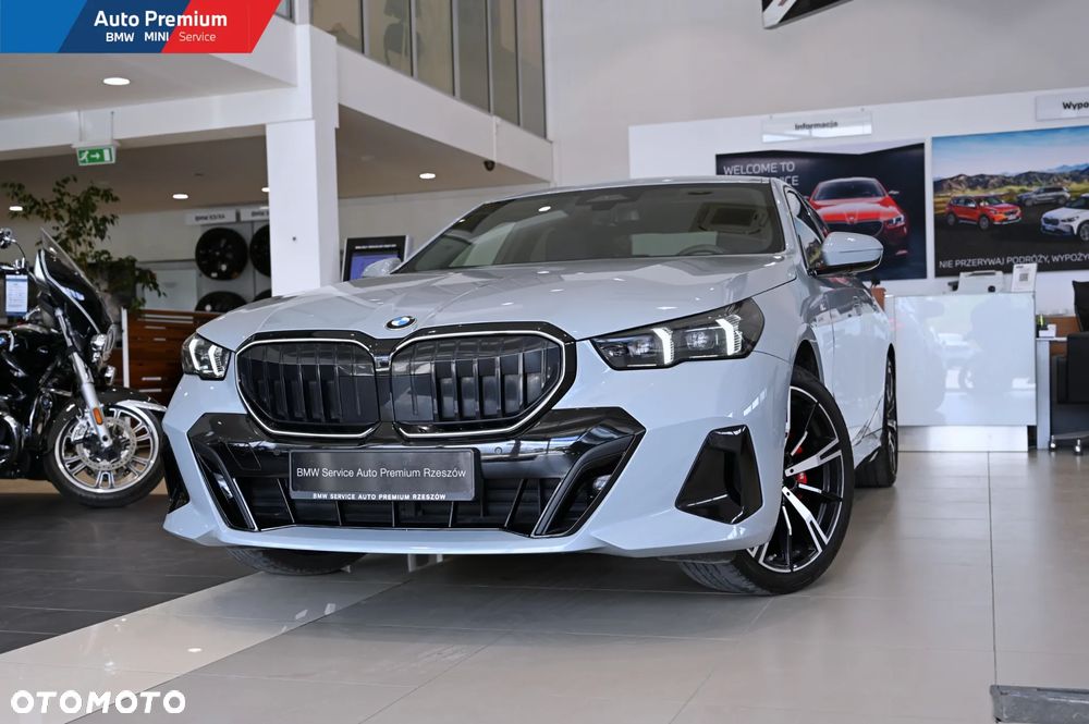BMW Seria 5 520d xDrive mHEV - 4