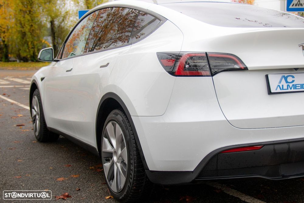 Tesla Model Y RWD - 26