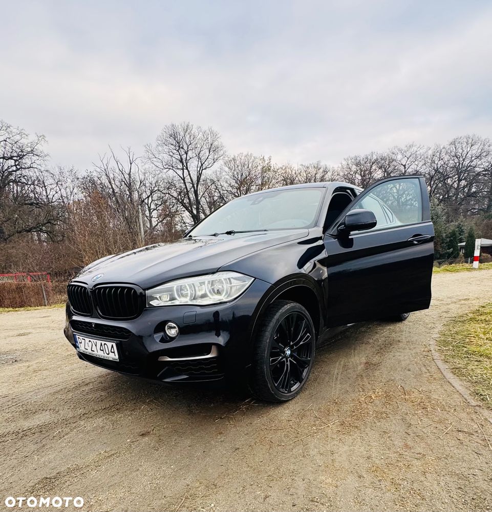 BMW X6M - 24