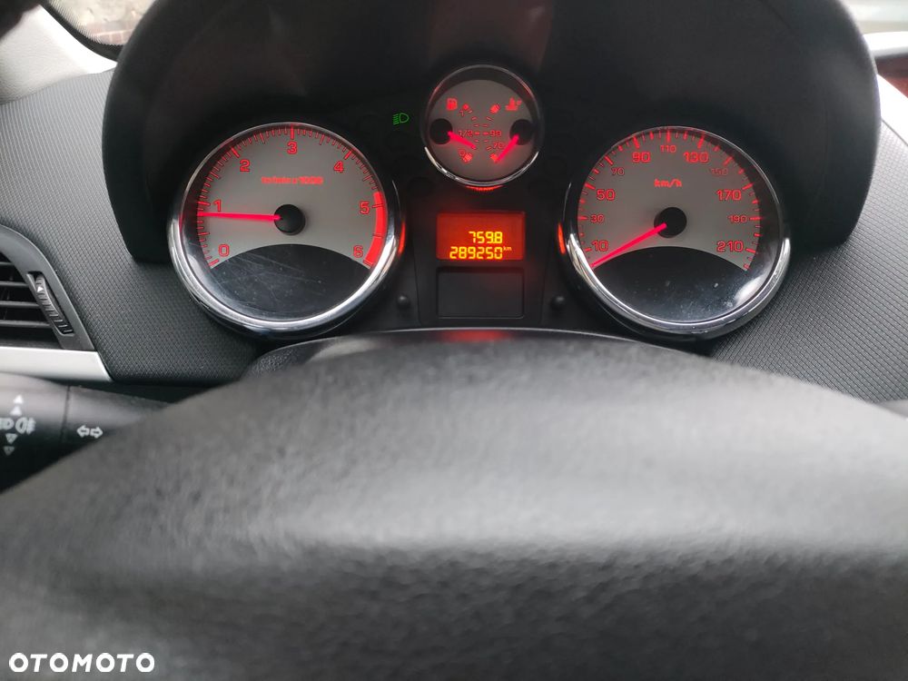 Peugeot 207 1.6 HDi Tendance - 13