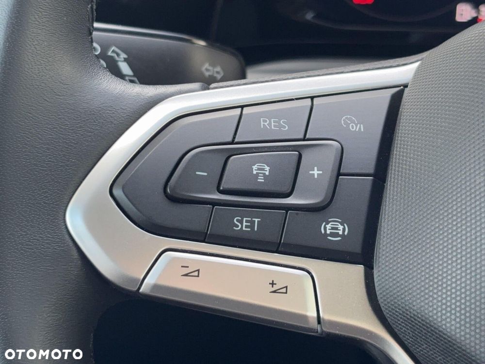 Volkswagen Golf 1.5 TSI EVO Life - 25