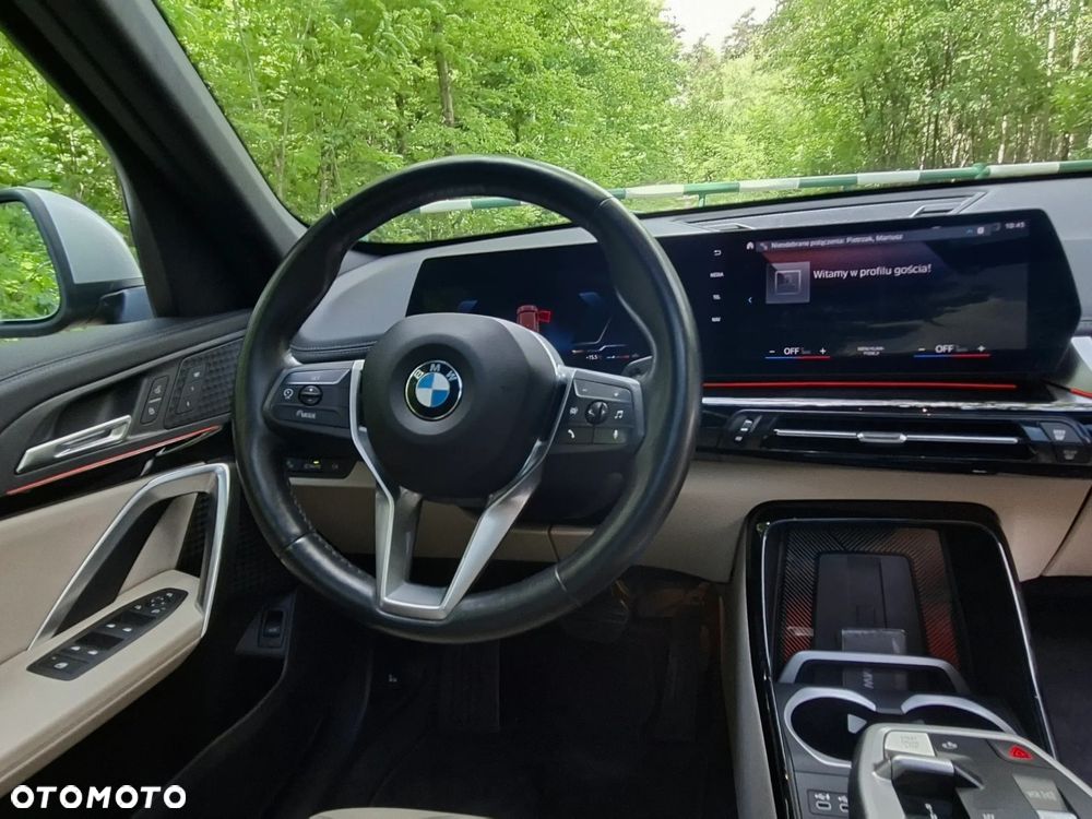 BMW X1 xDrive25i xLine - 11