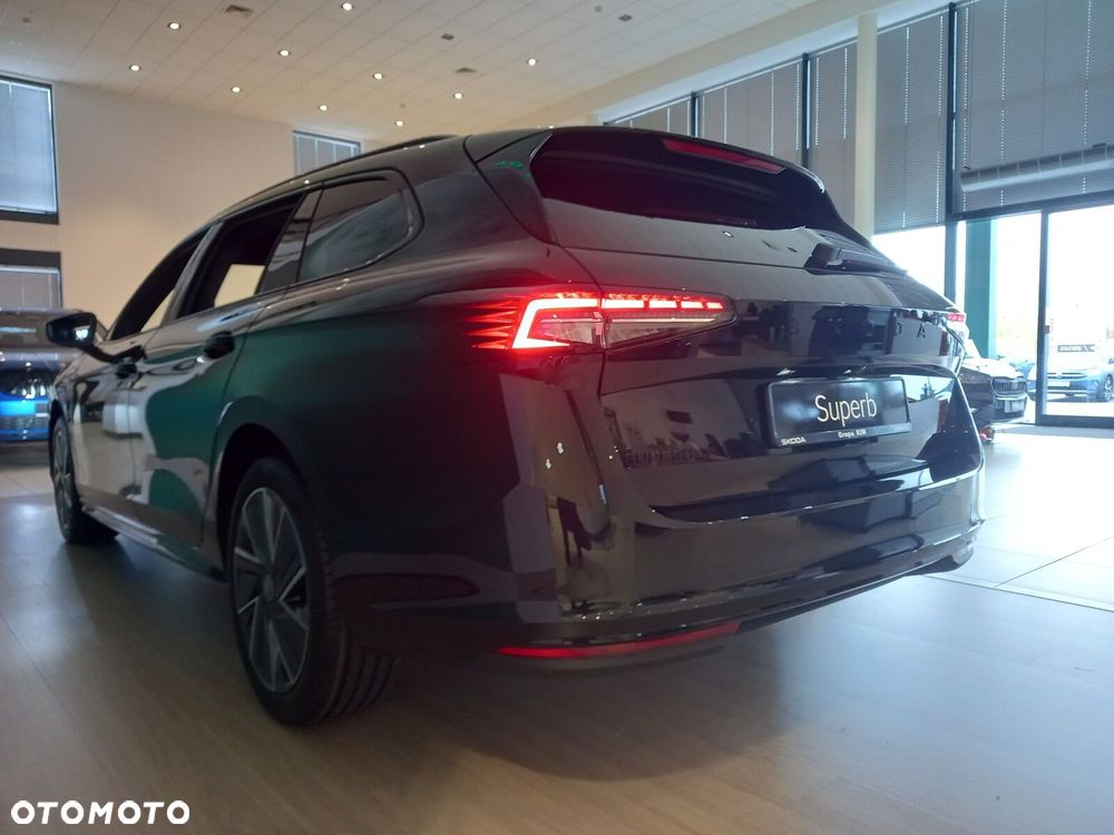 Skoda Superb 1.5 TSI mHEV Sportline DSG - 4