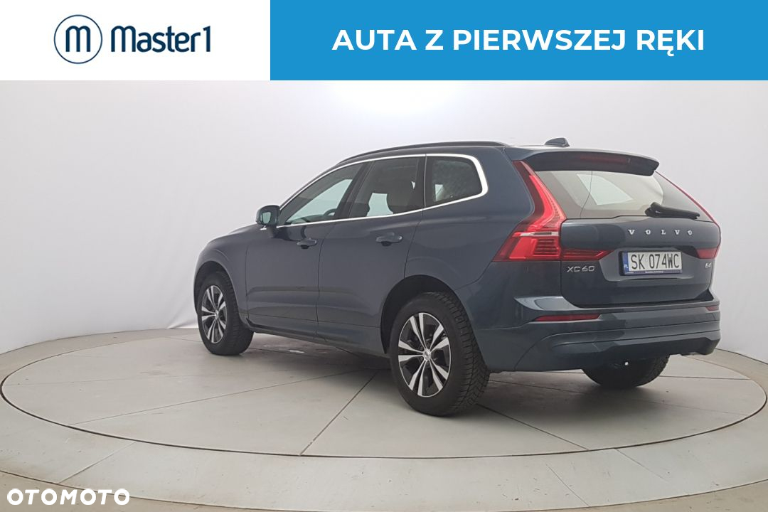 Volvo XC 60 B4 D AWD Momentum Pro - 5