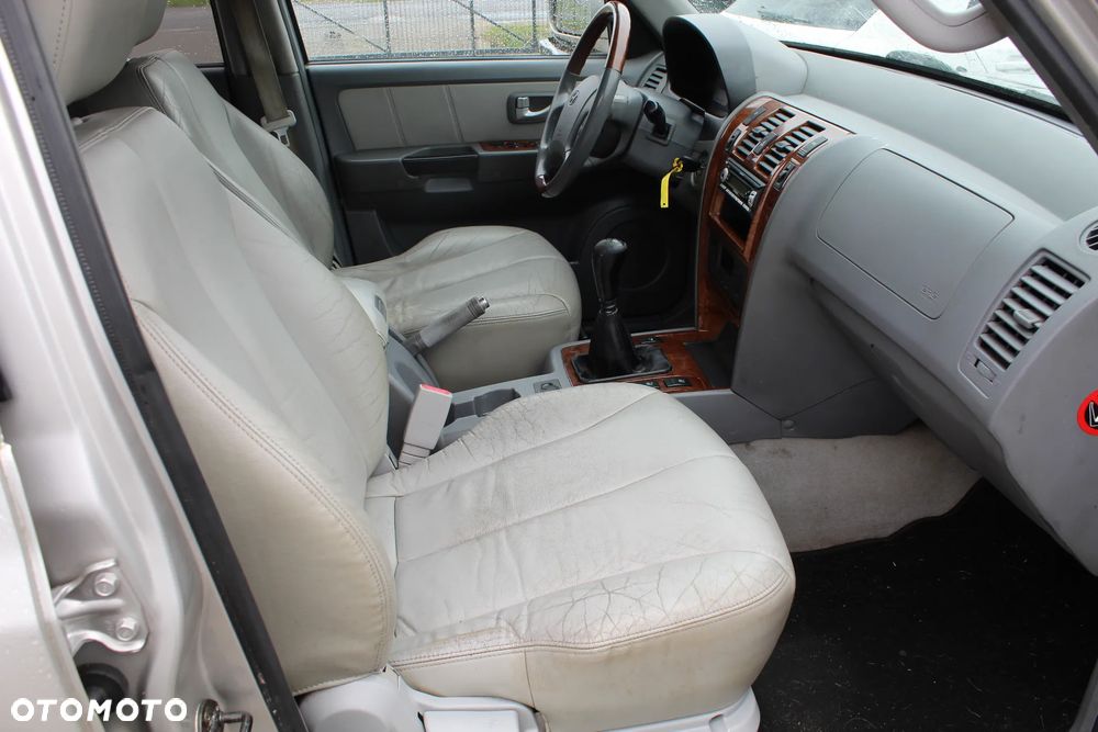 Hyundai Terracan - 15