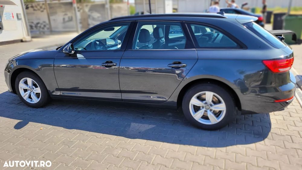 Audi A4 Avant 2.0 TDI S tronic Design - 3