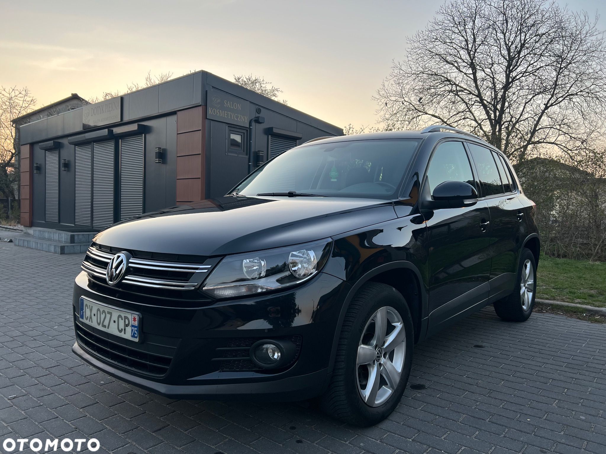 Volkswagen Tiguan 2.0 TDI DPF BlueMotion Technology Exclusive - 1