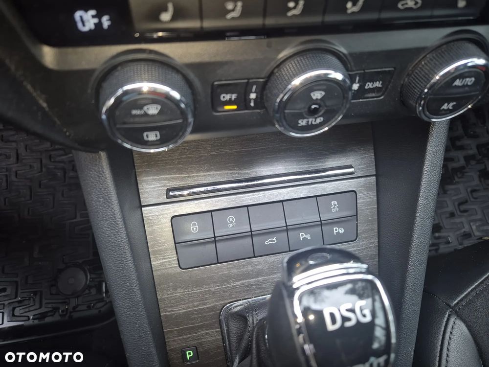 Skoda Octavia Scout 1.8 TSI 4x4 DSG - 14