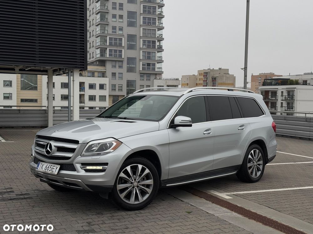Mercedes-Benz GL - 12