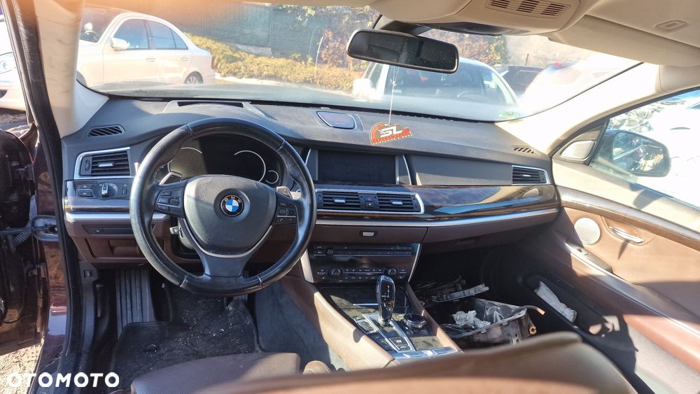 BMW 5GT - 6