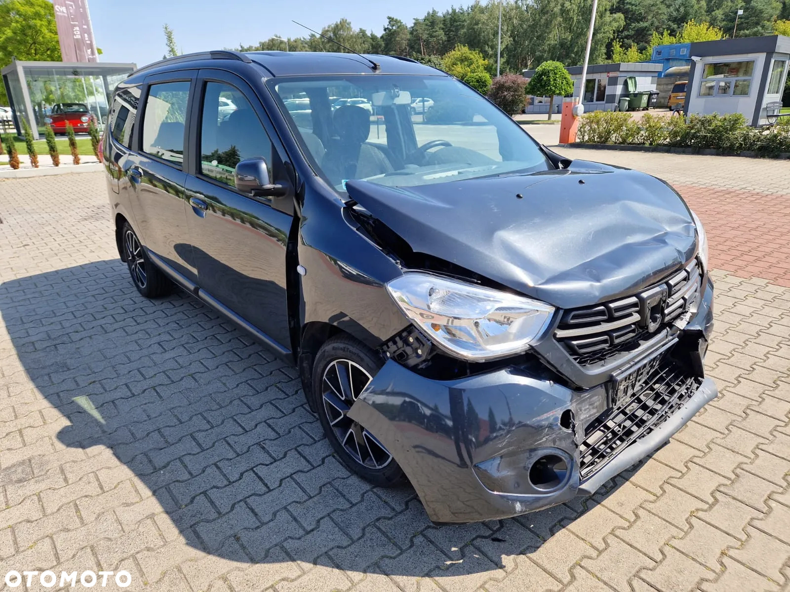 Dacia Lodgy 1.6 SCe Laureate S&S - 10