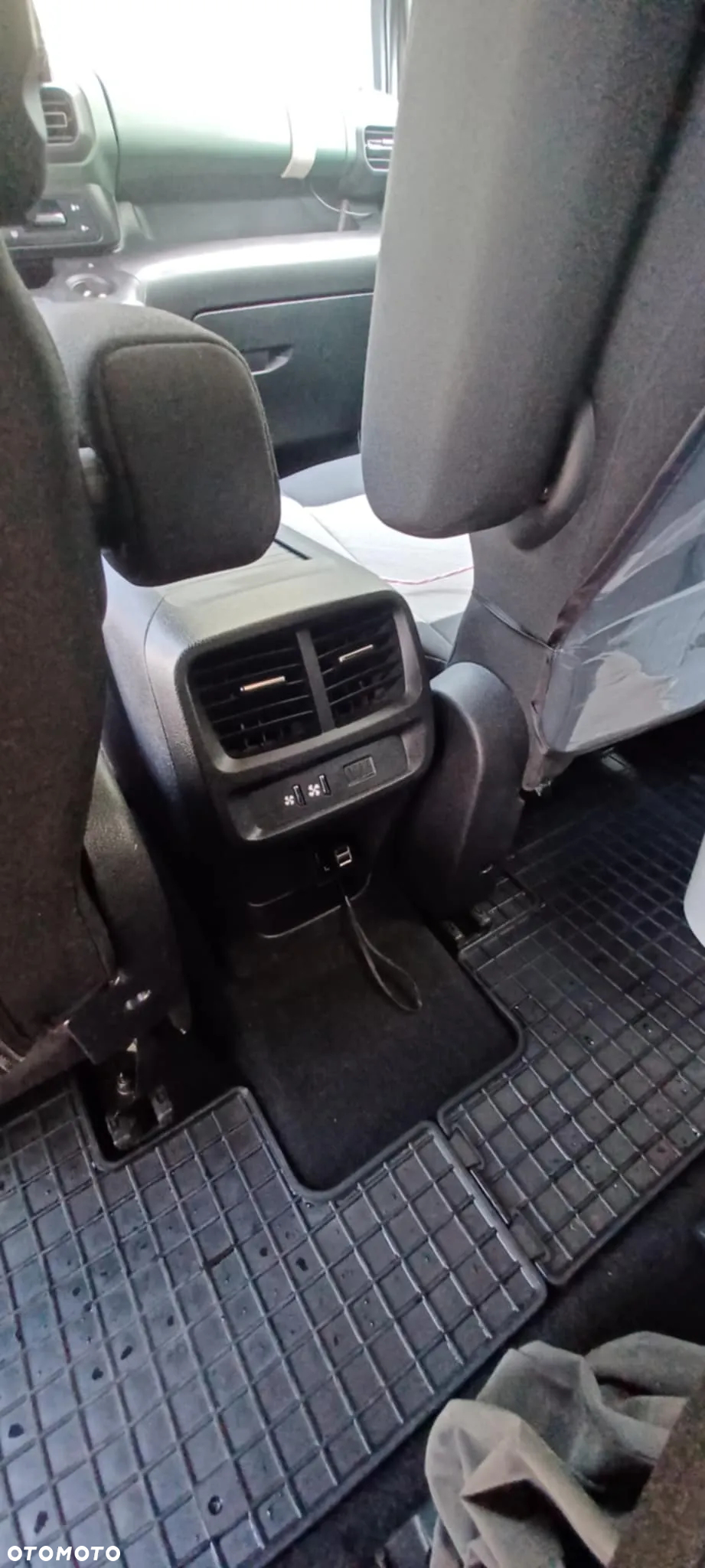 Citroën Berlingo XL 1.2 PureTech Shine S&S - 18
