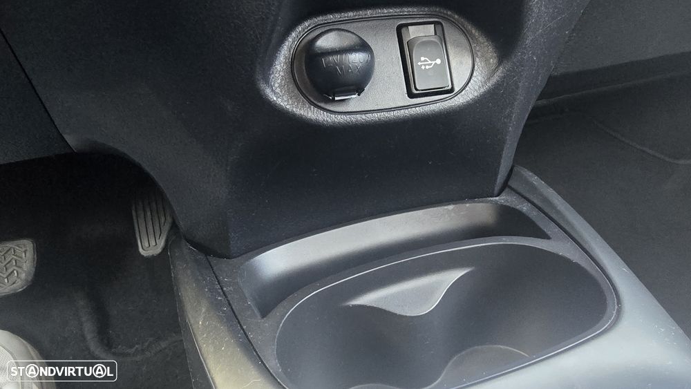 Toyota Yaris 1.5 HSD Sport+P.Techno - 25