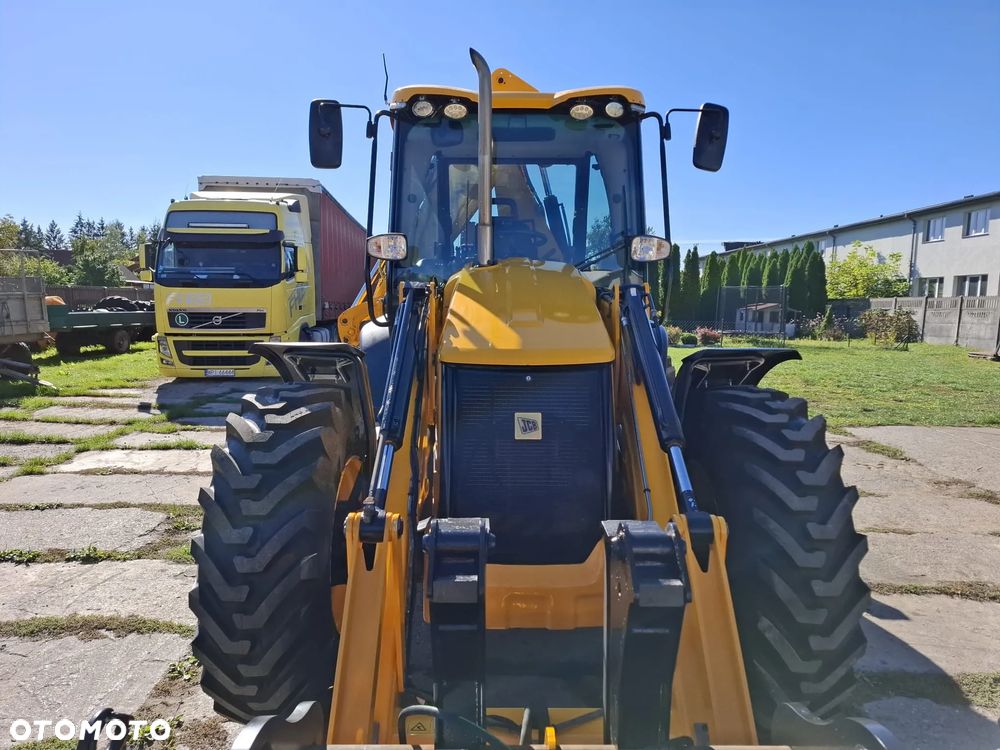 JCB 4CX - 22