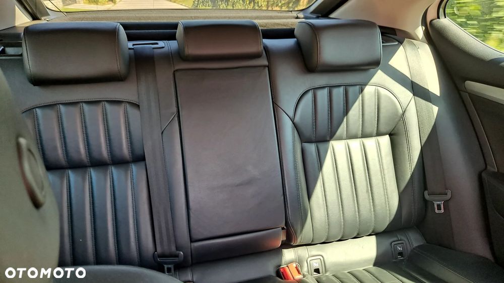 Skoda Superb 2.0 TDI Style DSG - 36