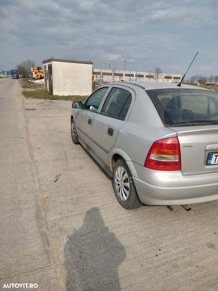 Opel Astra - 5