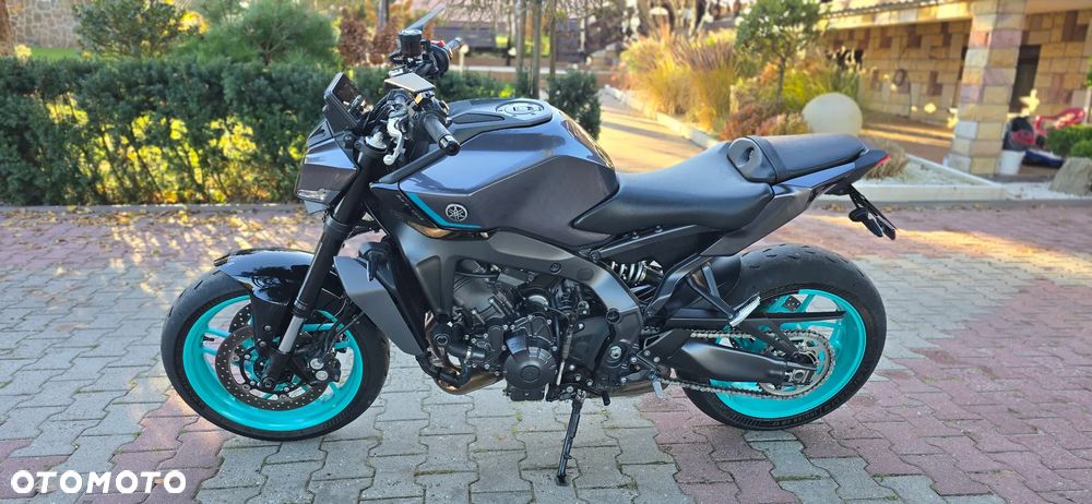 Yamaha MT - 5