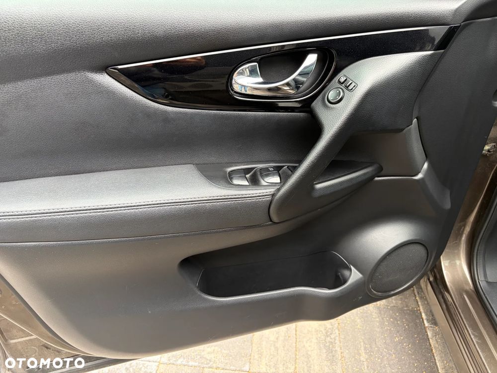 Nissan Qashqai 1.2 DIG-T Tekna EU6 - 6