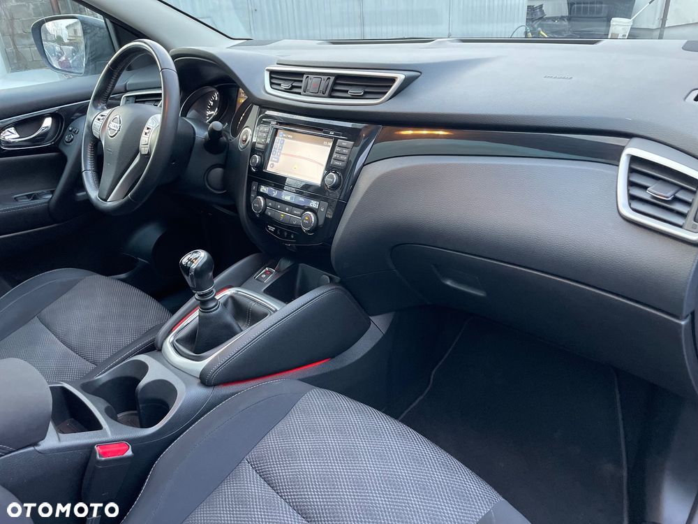 Nissan Qashqai 1.2 DIG-T 360 - 24