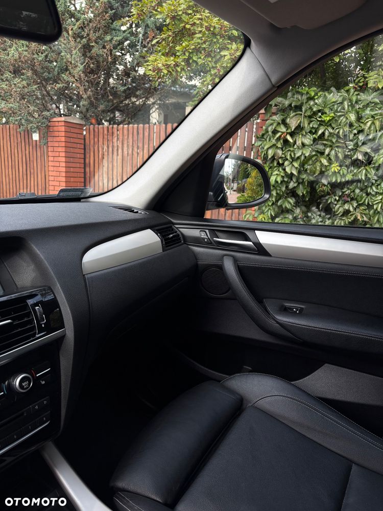 BMW X3 xDrive20i - 14