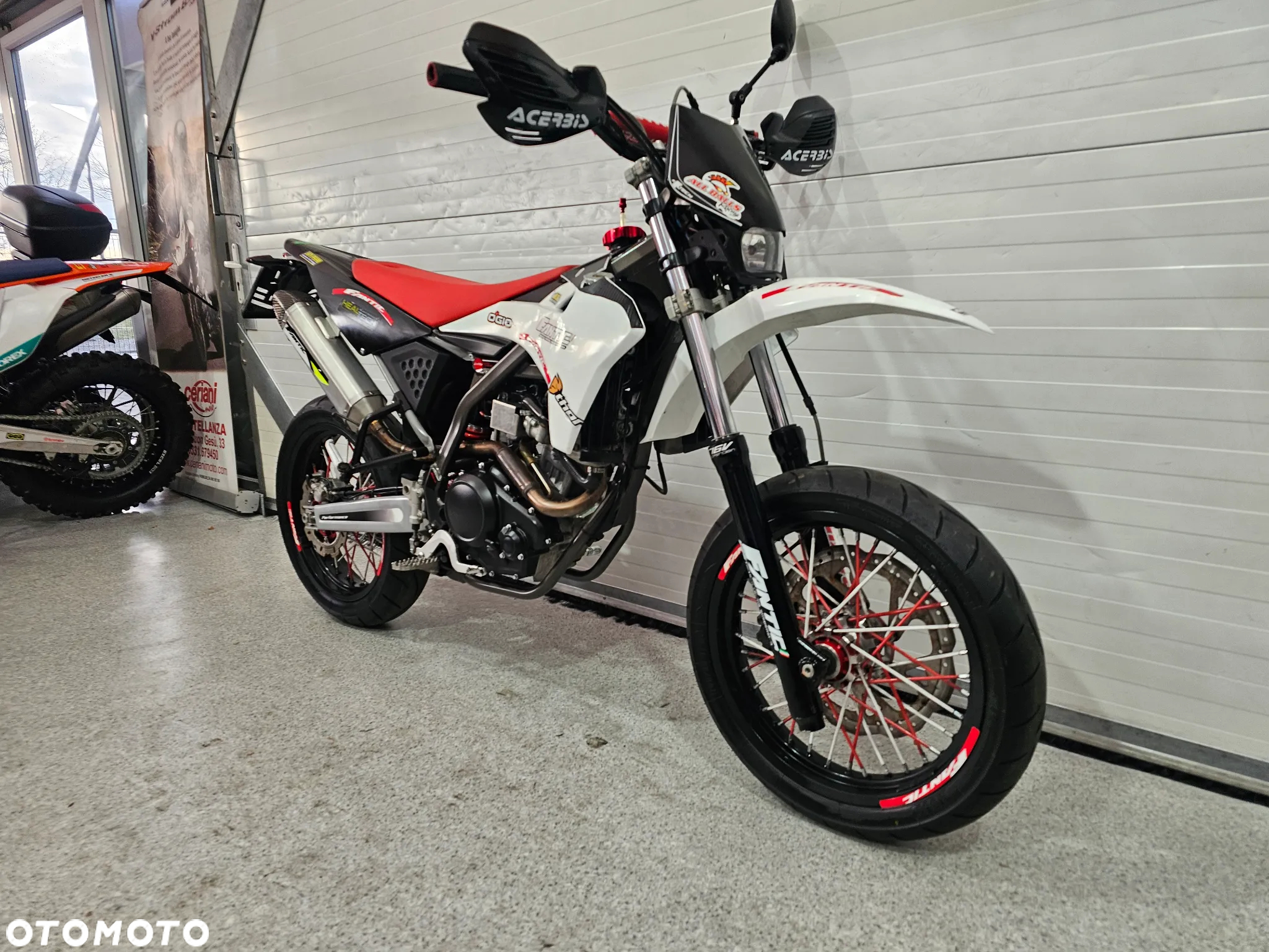 Fantic Inny - 15