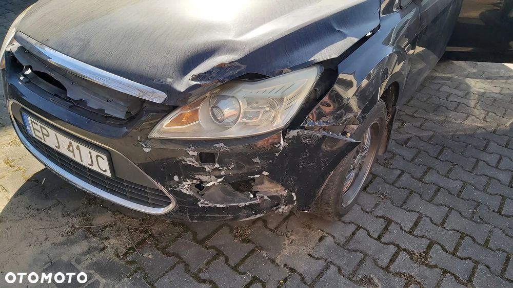 Ford Focus 1.6 Ti-VCT Ghia - 2