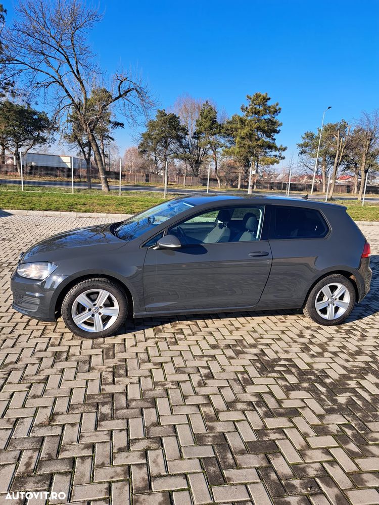 Volkswagen Golf 2.0 TDI DSG Sound - 3