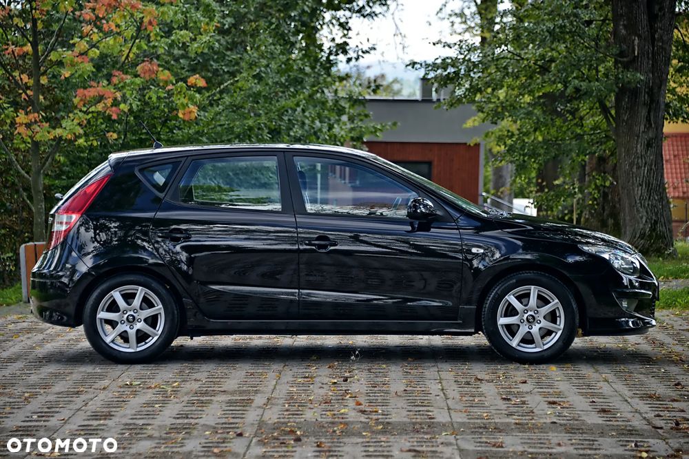 Hyundai i30 1.4 Comfort EU5 - 20