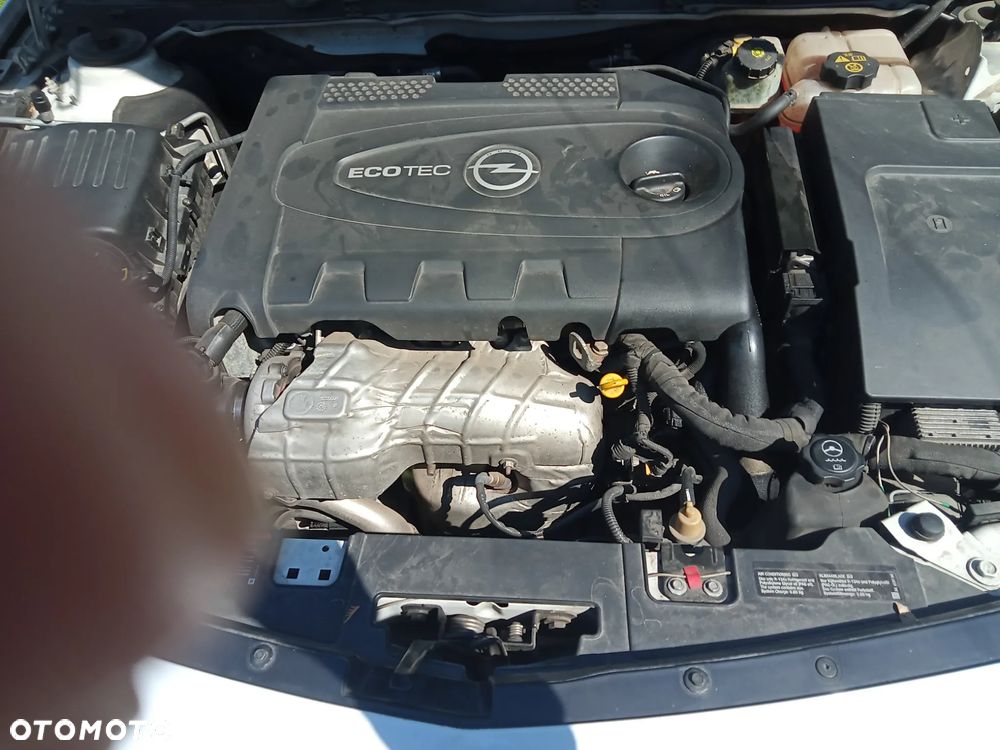 Opel Insignia 2.0 CDTI - 12