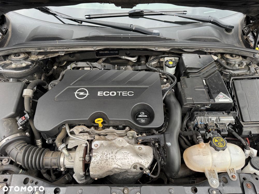 Ford Kuga 1.5 EcoBoost 2x4 Trend - 16