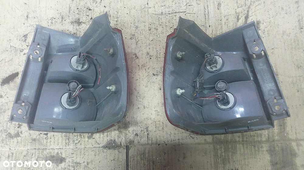 HONDA ACCORD VII KOMBI LAMPA  PRAWA TYLNA !! - 2